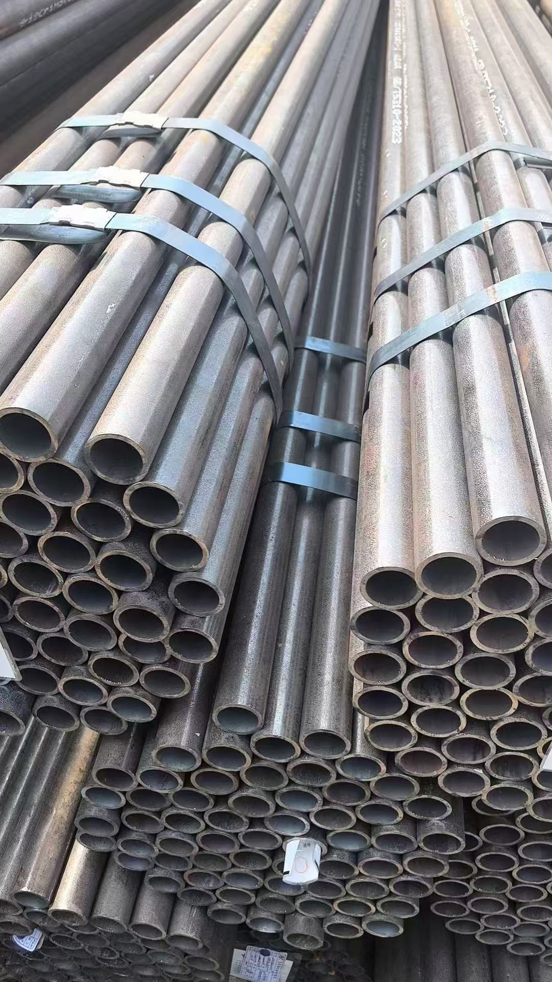 低溫再熱器管 Φ57×4.5mm,材質(zhì)：12Cr1MoVG。含材質(zhì)證明、出廠合格證，水壓試驗、通球報告等資料